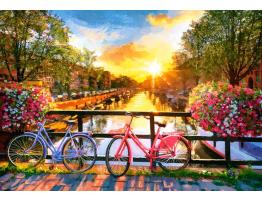 Puzzle Castorland Pintoresca Amsterdam con Bicicletas de 1000 P