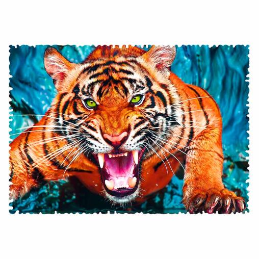 Puzzle Trefl Crazy Shapes Frente a un Tigre de 600 Pzs